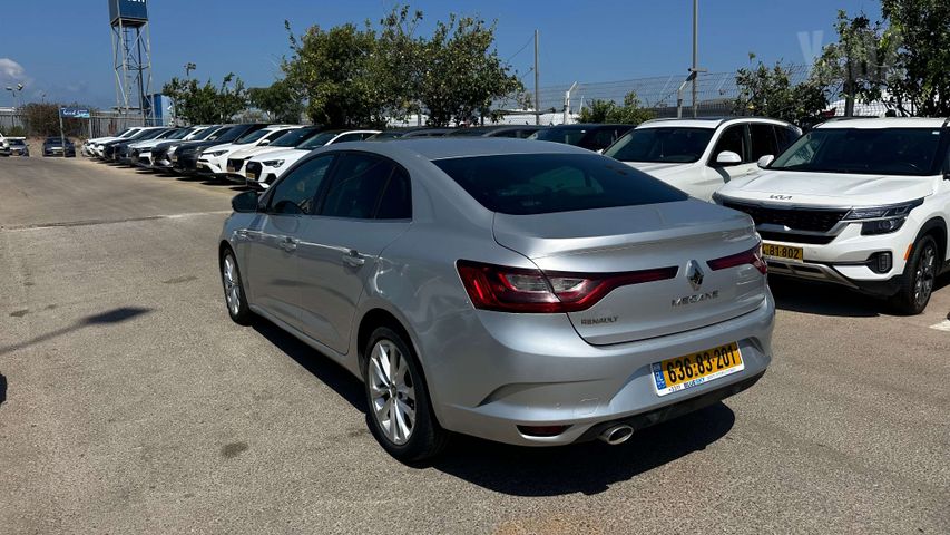 רנו מגאן