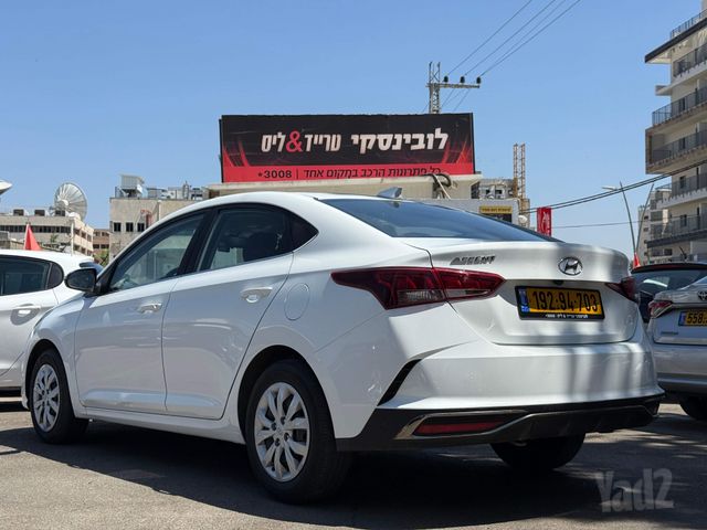 יונדאי אקסנט i25
