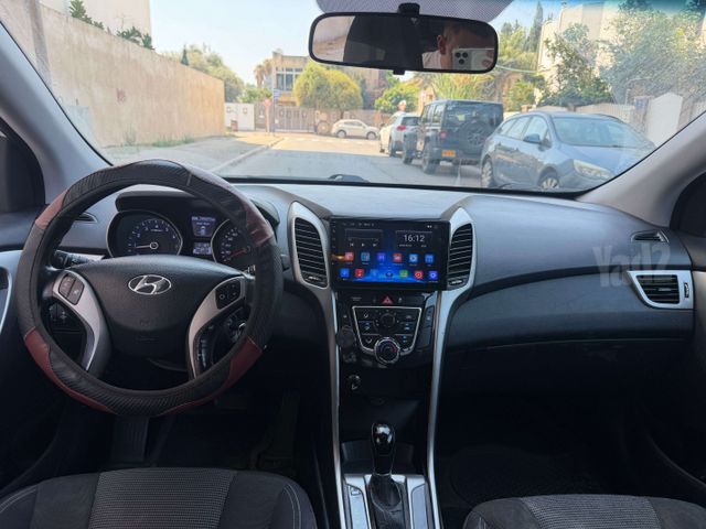 יונדאי i30