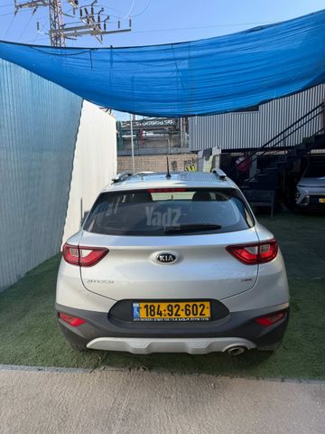 מודעת רכב קיה סטוניק