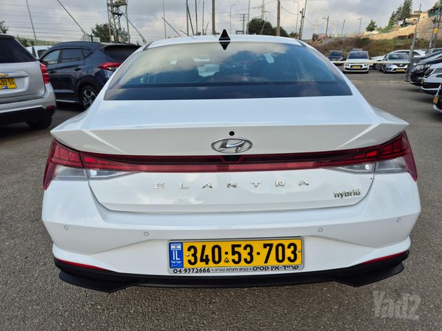 יונדאי אלנטרה
