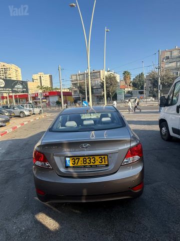 יונדאי אקסנט i25