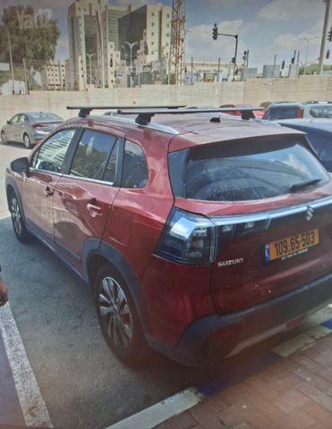 סוזוקי S-Cross