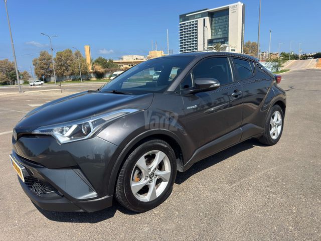 טויוטה C-HR