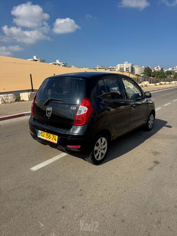 יונדאי i10