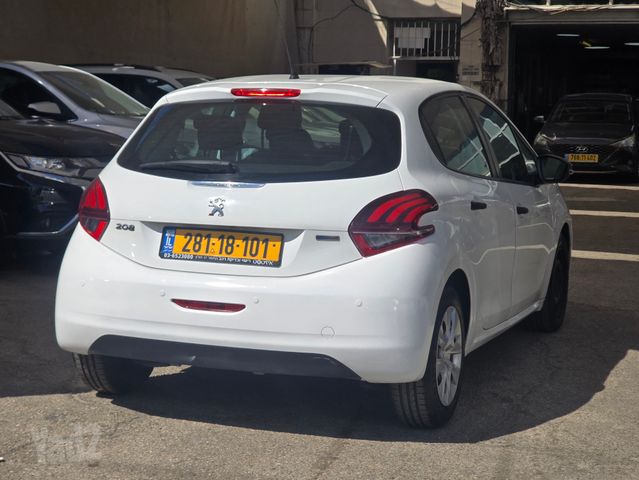 פיג'ו 208