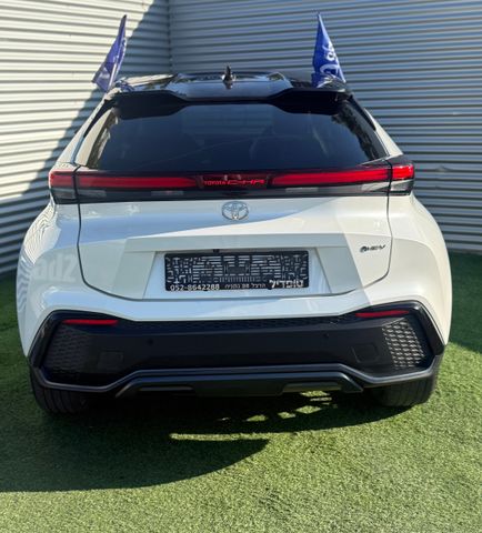 טויוטה C-HR