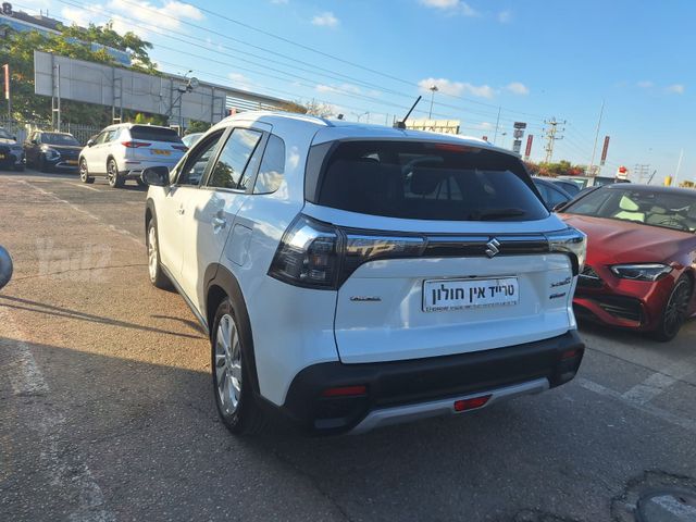 סוזוקי S-Cross