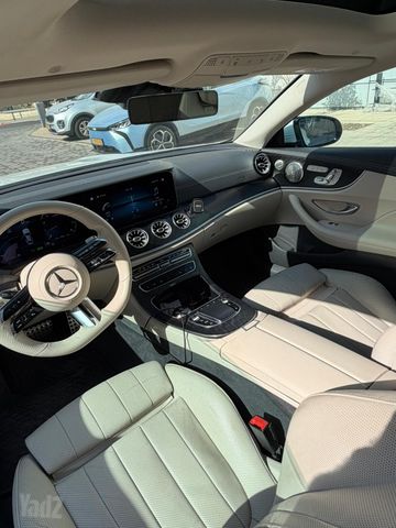 מודעת רכב מרצדס-בנץ E-class 1