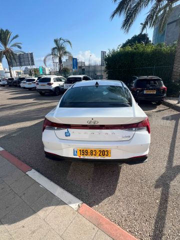 יונדאי אלנטרה