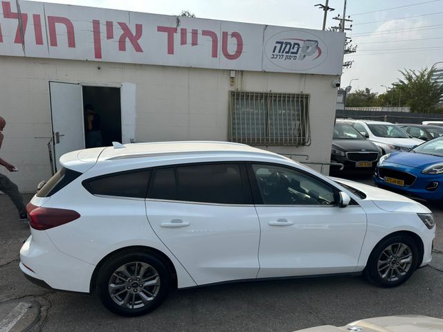 פורד פוקוס