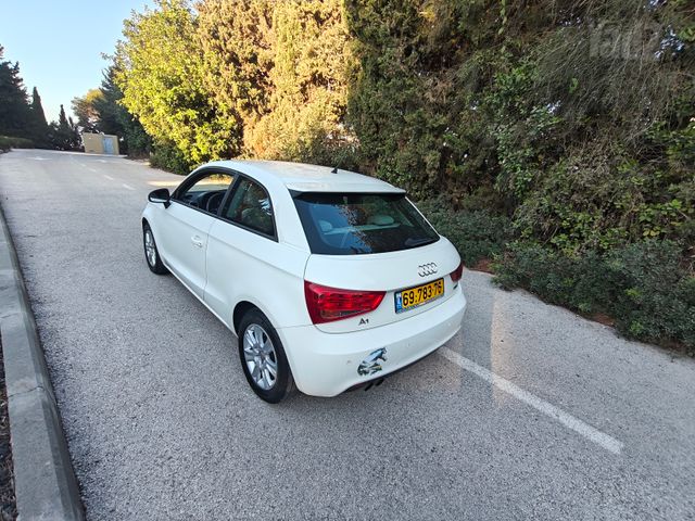 אאודי A1