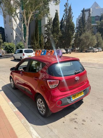 יונדאי i10