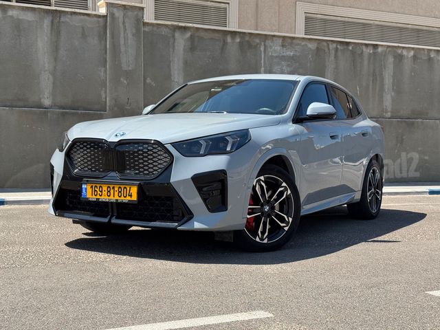 מודעת רכב ב מ וו iX2