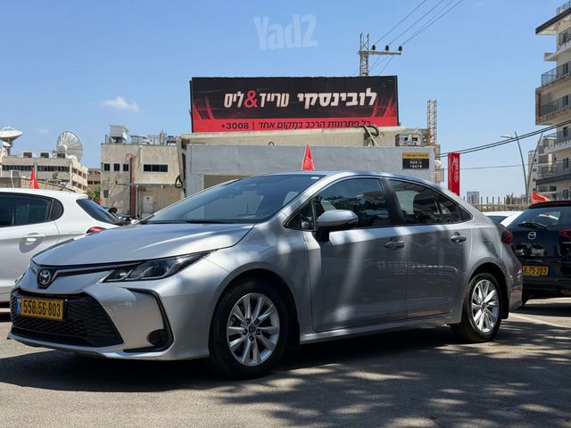 מודעת רכב טויוטה קורולה