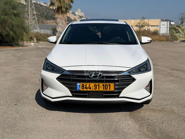 יונדאי אלנטרה