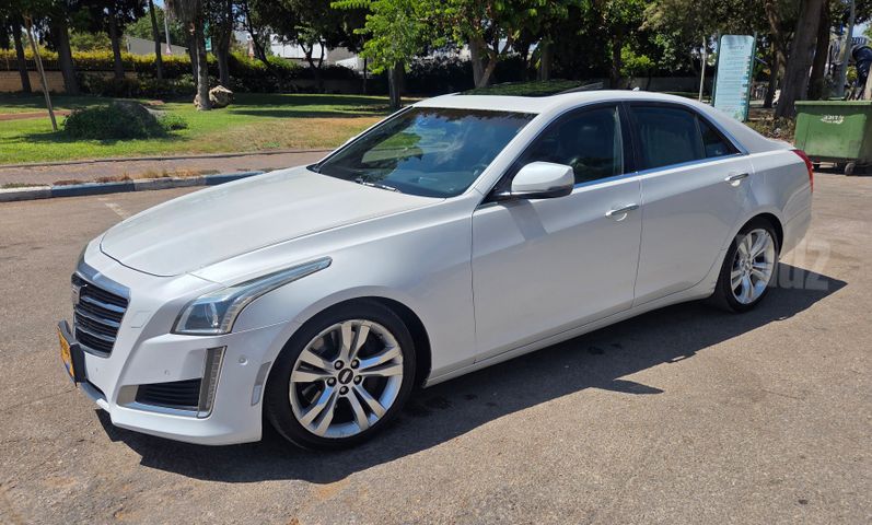 מודעת רכב קאדילק CTS 2