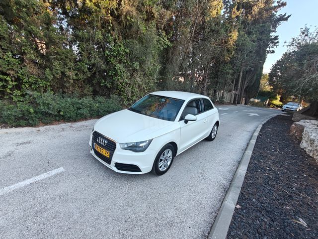 מודעת רכב אאודי A1