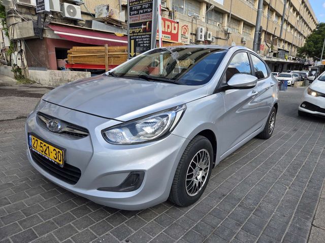 יונדאי אקסנט i25