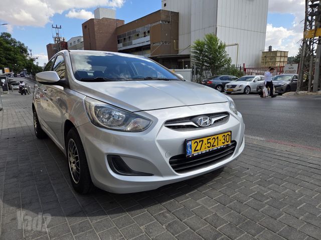 יונדאי אקסנט i25