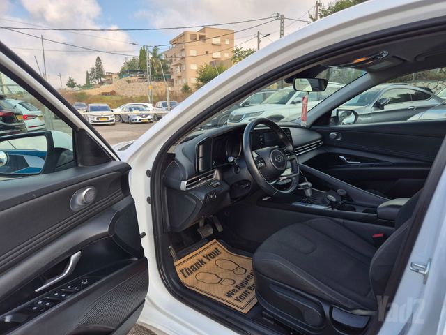 יונדאי אלנטרה