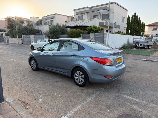 יונדאי אקסנט i25