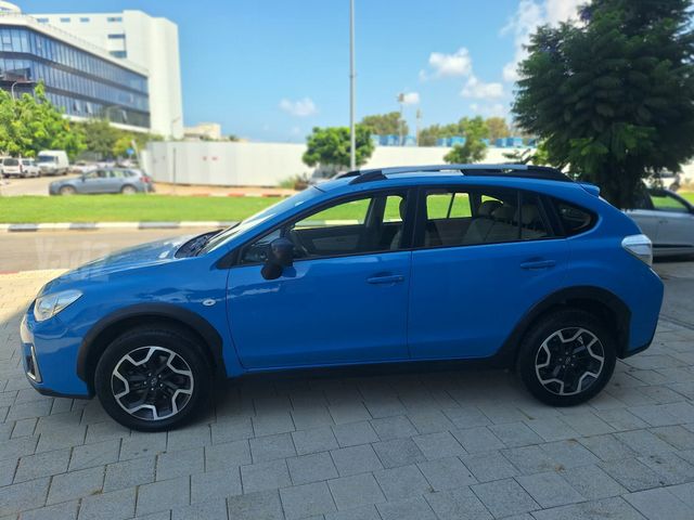 סובארו XV