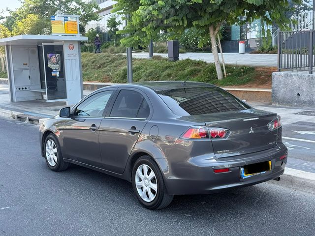 מודעת רכב מיצובישי לנסר