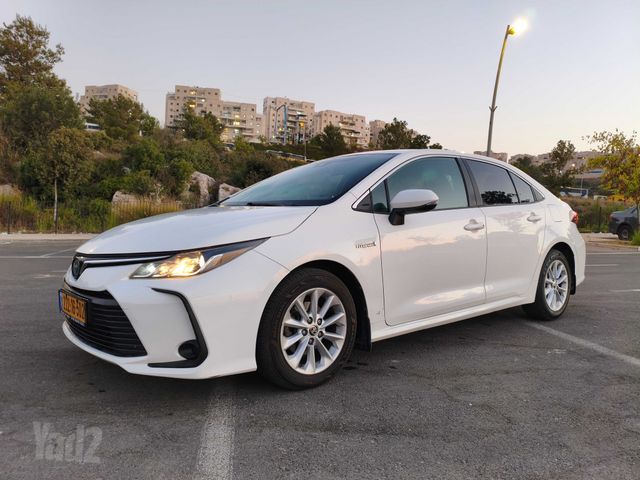 טויוטה קורולה