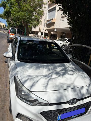 יונדאי i20