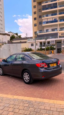 מודעת רכב טויוטה קורולה