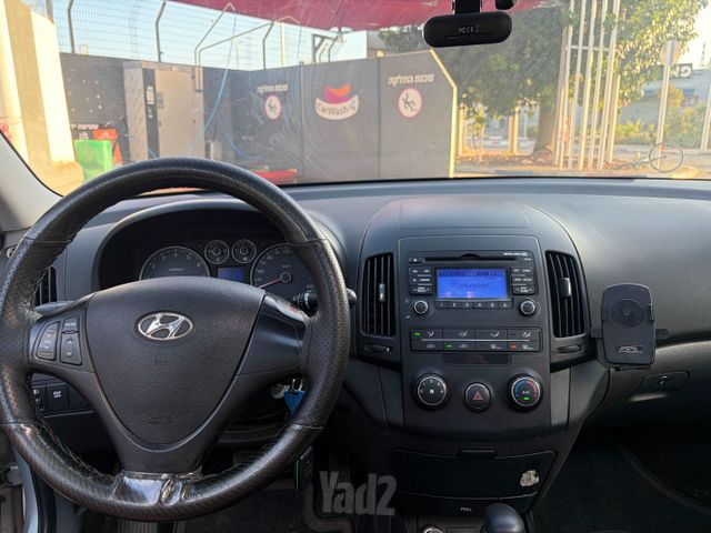 יונדאי i30