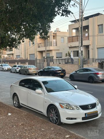 מודעת רכב לקסוס GS