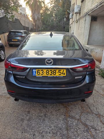 מאזדה 6