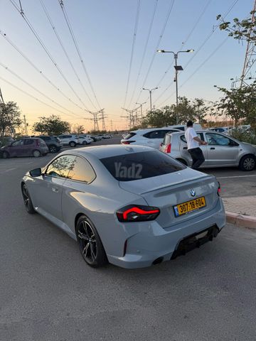 מודעת רכב ב מ וו סדרה 2