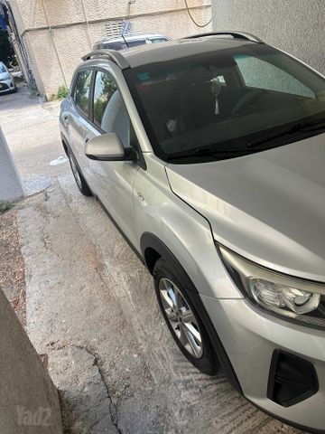 קיה סטוניק