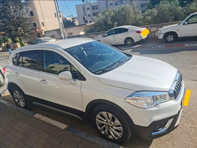סוזוקי קרוסאובר