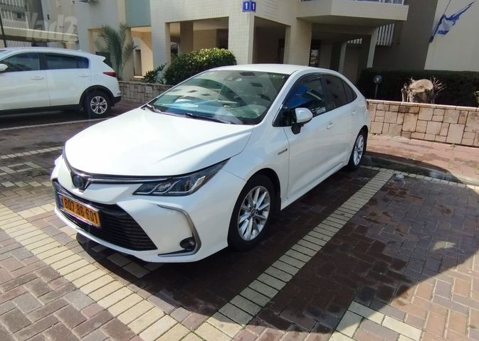 טויוטה קורולה