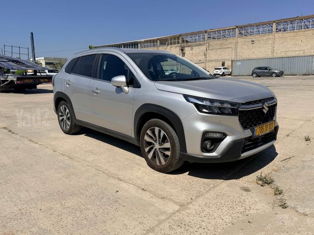 סוזוקי S-Cross