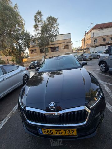 סקודה אוקטביה