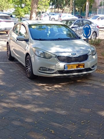 מודעת רכב קיה פורטה