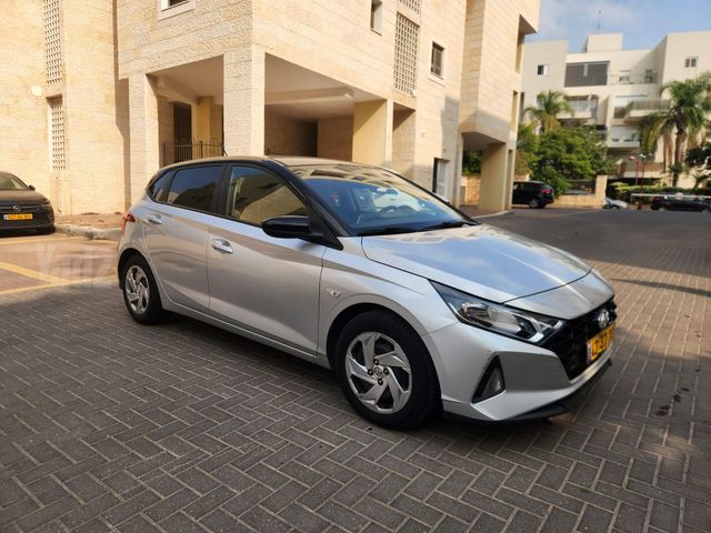 מודעת רכב יונדאי i20