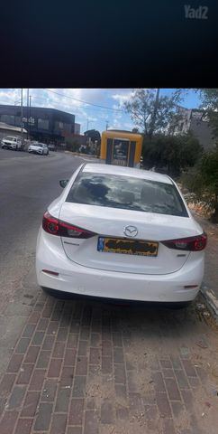 מאזדה 3