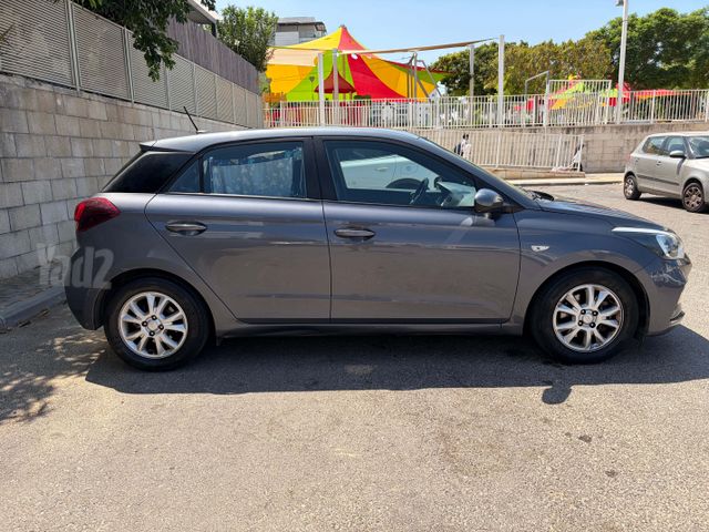 יונדאי i20