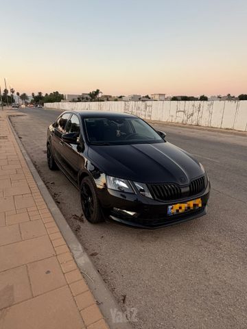סקודה אוקטביה