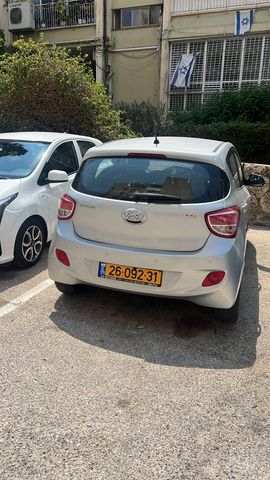 יונדאי i10
