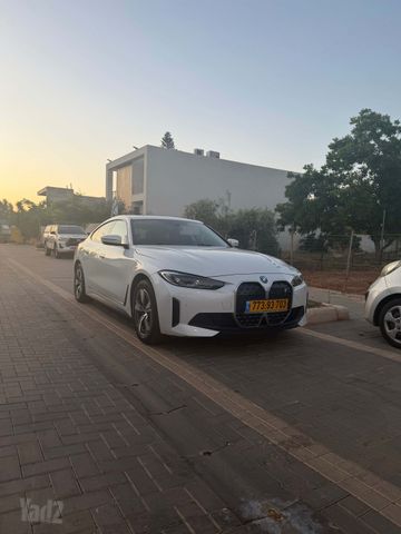 מודעת רכב ב מ וו i4
