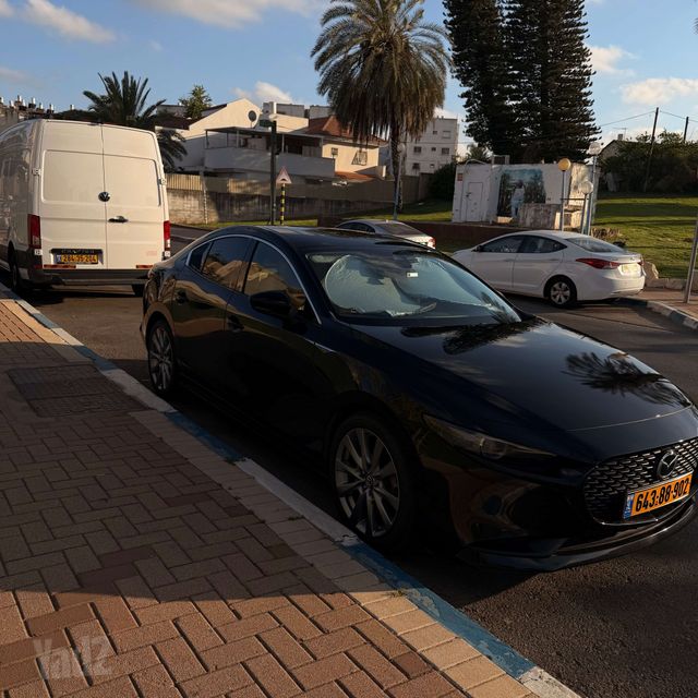 מאזדה 3