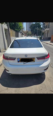 מודעת רכב ב מ וו סדרה 3
