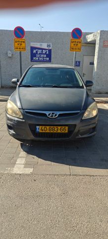 יונדאי i30